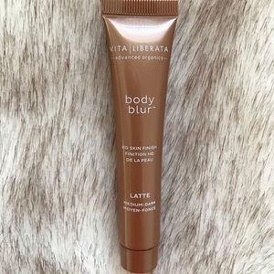 👱🏾‍♀️Vita Liberata Body Blur in Latte